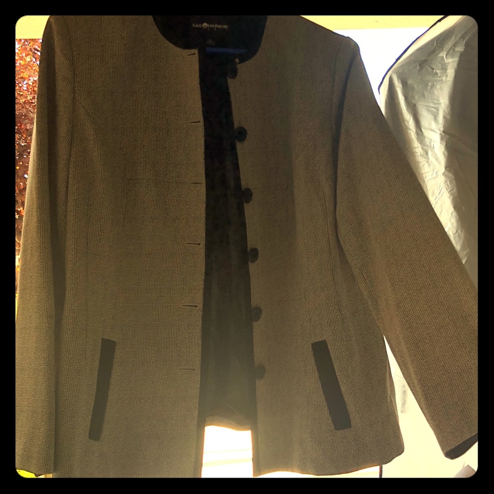 Woman suit jacket